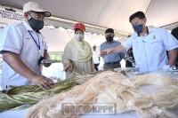 031021_Kerja rasmi ke Lembaga Kenaf dan Tembakau Negara di kampung Gaah Pasir Putih,Kelantan_1