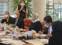 TEHRAN - 06 FEBRUARI - YBM mengadakan pertemuan dengan Minister of Agriculture Jihad of the Islamic Republic of Iran, Javad Sadati Nejad bagi mesyuarat dua hala antara kedua-dua negara _2