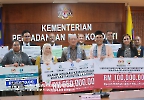10 NOVEMBER 2023 - SUMBANGAN TABUNG KEMANUSIAN PALESTIN DARIPADA KEMENTERIAN PERLADANGAN DAN KOMODITI (KPK) DAN AGENSI-AGENSI DI BAWAH KPK