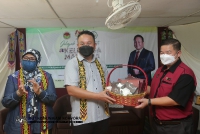 13 APRIL 2022 - YBTM HADIR KE PROGRAM JELAJAH AGRIKOMODITI MAJLIS PERASMIAN PUSAT MINI PEMPROSESAN KOKO DAN JALAN LADANG DI KAMPUNG KETIMBONG, SARAWAK_7