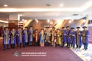 15 DISEMBER 2022 - TPM MERANGKAP MENTERI PERLADANGAN DAN KOMODITI, YAB DATO SRI HAJI FADILLAH BIN HAJI YUSOF MENYEMPURNAKAN MAJLIS KONVOKESYEN IMPAC KE 8DI HOTEL EVERLY, PUTRAJAYA_5