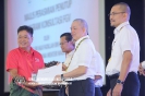 17 JUN 2023 - TPM MERANGKAP MENTERI PERLADANGAN DAN KOMODITI HADIR KE MAJLIS PERASMIAN PENUTUPAN SESI KONSULTASI FGV BERSAMA PEKEBUN KECIL DAN PEMBEKAL DI MIRI, SARAWAK_11