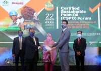 22 MAC 2022 - YBM HADIR MERASMIKAN MAJLIS MALAYSIAN SUSTAINABLE PALM OIL (MSPO) 2022 DI HOTEL LE MERIDIEN, PUTRAJAYA_5