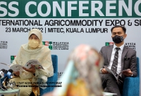 23 MAC 2022 - YBM HADIR MERASMIKAN PELANCARAN MALAYSIA INTERNATIONAL AGRICOMMODITY EXPO AND SUMMIT (MIACES) DI MITEC, KUALA LUMPUR_8