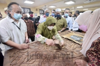 28 NOVEMBER 2021- Lawatan  Rasmi Penyerahan Mesin kepada pengusaha Bumiputera di Besut Terengganu_6