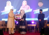29 NOVEMBER 2021 - YBM merasmikan Forum Islam & Kepimpinan Wanita 2021
