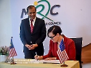30 OCTOBER 2023 - MENERIMA KUNJUGAN JABATAN PERTANIAN AMERIKA SYARIKAT (USDA),PUAN ALEXIS TAYLOR BERTEMPAT IBU PEJABAT MRC