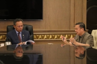  Mesyuarat bersama dengan YAB Datuk Hasni Mohammad, Menteri Besar Johor di Johor_3