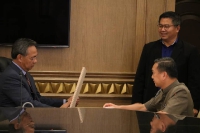  Mesyuarat bersama dengan YAB Datuk Hasni Mohammad, Menteri Besar Johor di Johor_6
