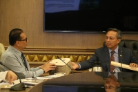  Mesyuarat bersama dengan YAB Datuk Hasni Mohammad, Menteri Besar Johor di Johor