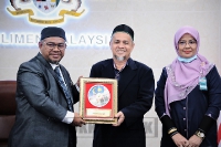 Kunjungan Hormat Ahli Persatuan Usahawan Getah Bumiputra di Bangunan Parlimen, Kuala Lumpur_1
