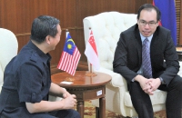Kunjungan Hormat ke atas YB Dato’ Sri Dr. Wee Jeck Seng oleh Suruhanjaya Tinggi Singapura di KPPK Putrajaya