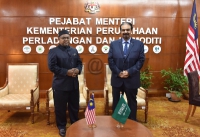 Kunjungan Hormat ke atas YB Menteri KPPK oleh TYT Duta Besar Arab Saudi ke Malaysia di Putrajaya
