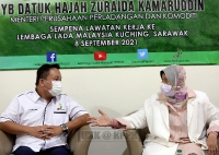 Lawatan kerja Menteri Perusahaan Perladangan dan Komoditi (KPPK), YB Datuk Hajah Zuraida Kamaruddin ke Ibu Pejabat Lembaga Lada Malaysia (MPB) di Kuching Sarawak_8