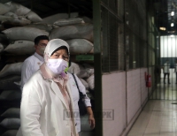 Lawatan kerja Menteri Perusahaan Perladangan dan Komoditi (KPPK), YB Datuk Hajah Zuraida Kamaruddin ke Ibu Pejabat Lembaga Lada Malaysia (MPB) di Kuching Sarawak_9