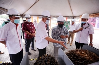 Lawatan Pemantauan Pelaksanaan SOP Ladang dan Kilang FGV oleh YB Dato' Dr. Mohd Khairudin Bin Aman Razali, Menteri Perusahaan Perladangan dan Komoditi di Krau Raub, Pahang