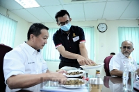 Lawatan YB Dato' Sri Dr. Wee Jeck Seng ke Syarikat Rantaian Bekalan Bersepadu Sawit di Masai, Johor _4