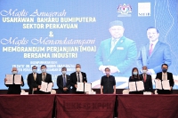 Majlis Anugerah Usahawan Baharu Bumiputera Sektor Perkayuan dan Menandatangani MoA bersama Industri di Hotel Everly, Putrajaya_7