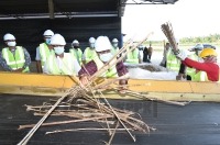 Majlis Penyampaian Bantuan Prihatin Kenaf Peringkat Negeri Pahang di Kampung Merchong, Pekan Pahang _12