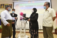 Majlis Penyampaian Mesin Ventilator kepada Hospital Raja Perempuan Zainab II di Auditorium Hospital Raja Perempuan Zainab II, Kota Bharu, Kelantan