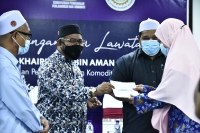 Majlis Sumbangan dan Lawatan YB Dato’ Dr. Mohd Khairuddin Bin Aman Razali, Menteri Perusahaan Perladangan Dan Komoditi kepada Pekebun Kecil Getah di Baling dan Padang Terap, Kedah