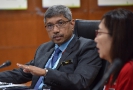 Mesyuarat YB Menteri Bersama Persatuan Minyak Sawit Malaysia (MPOA) di Kementerian Industri Utama, Putrajaya_6