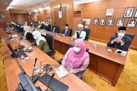 Perjumpaan Khas YB Menteri Perusahaan Perladangan dan Komoditi bersama-sama pegawai Kumpulan Pelaksana Kementerian di Putrajaya