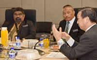 Sesi Pembentangan kepada YB Dato' Sri Dr. Wee Jeck Seng mengenai Cadangan Projek Penanaman Pokok Revotropix Paulownia di Bilik Mesyuarat Kembang Semangkuk KPPK