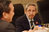 Sesi Pembentangan kepada YB Dato' Sri Dr. Wee Jeck Seng mengenai Cadangan Projek Penanaman Pokok Revotropix Paulownia di Bilik Mesyuarat Kembang Semangkuk KPPK
