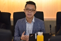 Sesi Pembentangan kepada YB Dato' Sri Dr. Wee Jeck Seng mengenai Cadangan Projek Penanaman Pokok Revotropix Paulownia di Bilik Mesyuarat Kembang Semangkuk KPPK