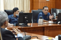 Sesi Pertemuan YBhg KSU Bersama Wakil Kumpulan Pelaksana Kementerian Perusahaan Perladangan dan Komoditi di Bilik Mesyuarat Nyatoh, KPPK, Putrajaya