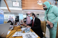 Sesi Pra Pendaftaran dan Klinik E-Census Banci 2020 bagi Penjawat Awam KPPK di Lobi KPPK, Putrajaya