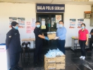 YB Willie Mongin Timbalan Menteri Perusahaan Perladangan Dan Komoditi menyantuni Petugas Barisan Hadapan di kawasan Parlimen Puncak Borneo, Sarawak_7